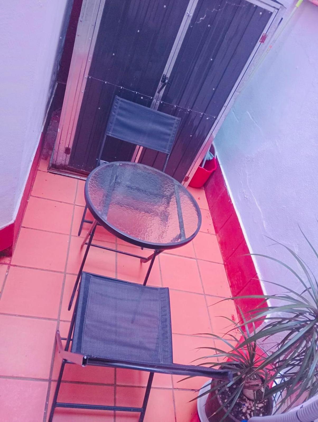 Apartamento Privado En Alameda De Hercules Севилья Экстерьер фото